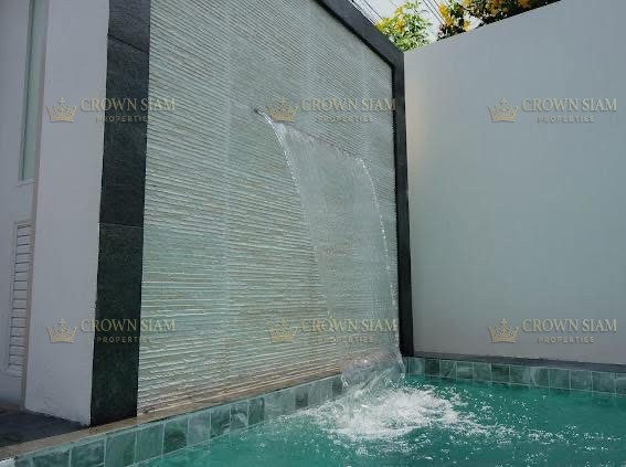 พัทยาตะวันออก • หมู่บ้านพัทยารุ่งเรือง • พูลวิลล่า 3 ห้องนอน รีโนเวทใหม่ - Image 6