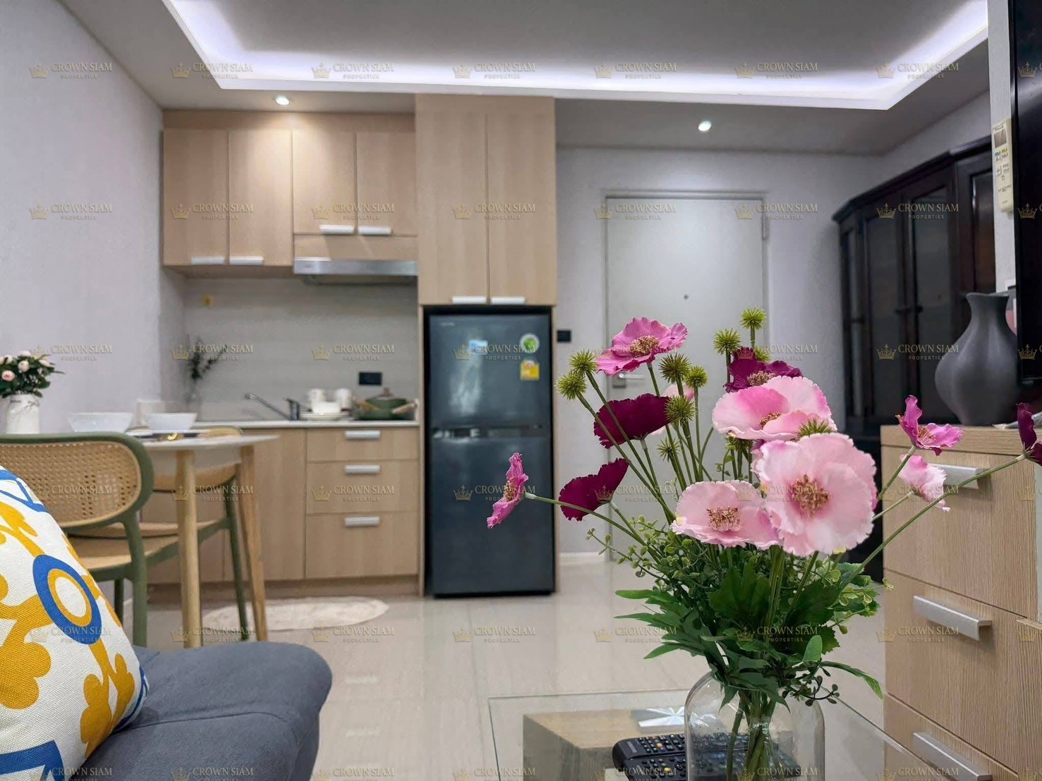 พระตำหนัก • Estanan Condo • 1 ห้องนอน วิวเมือง - Image 5
