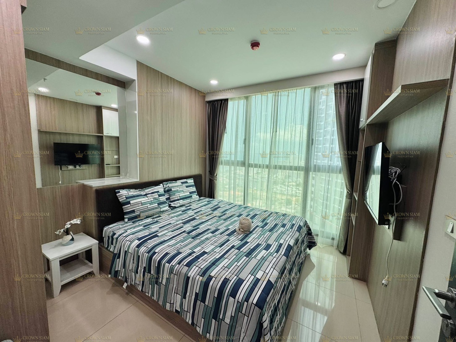 中天 • Dusit Grand Condo View Pattaya • 28楼1卧城市海景公寓 - Image 5