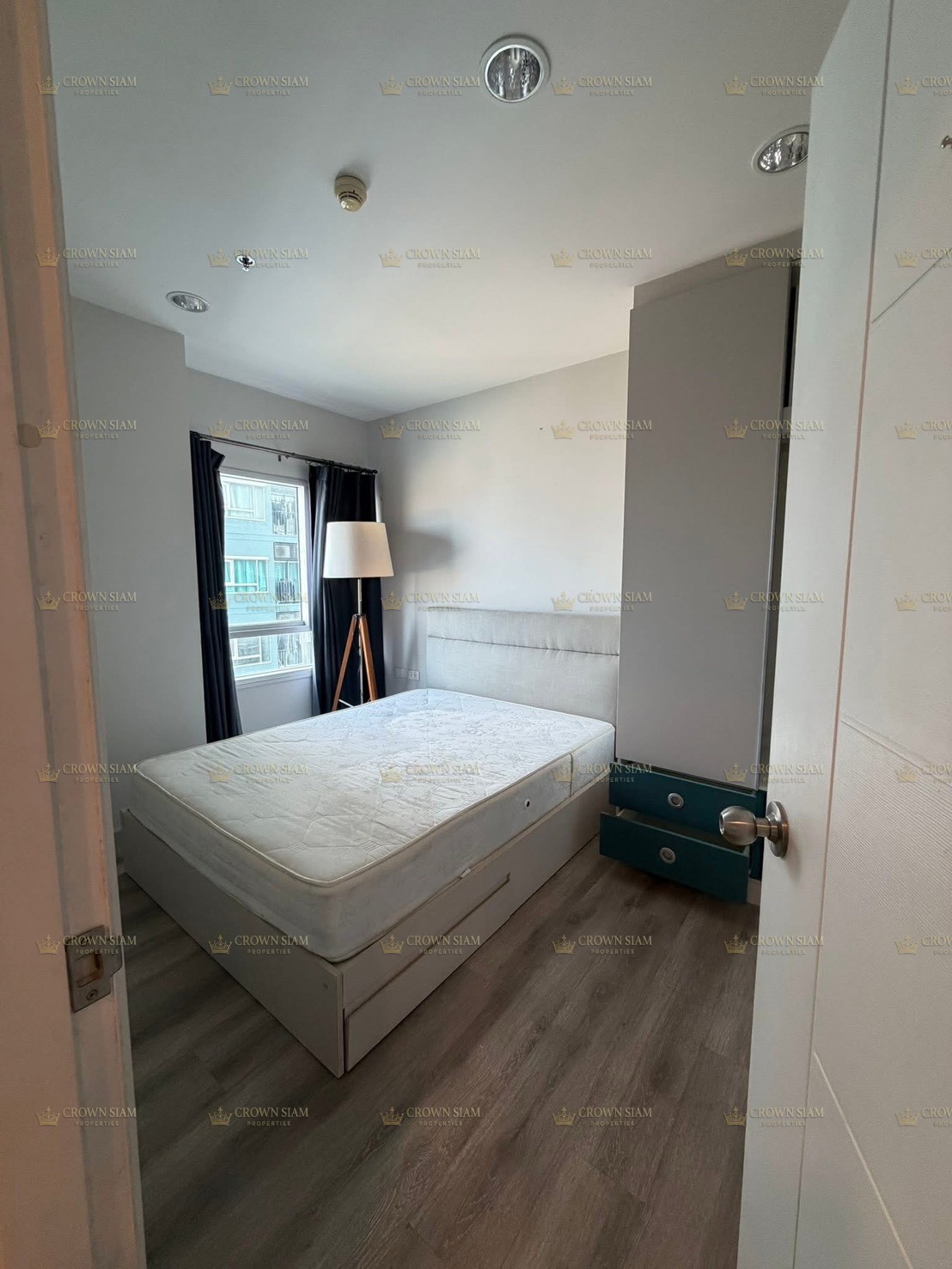 Central Pattaya • Centric Sea Condo Pattaya • 12F 1BR Condo - Image 7