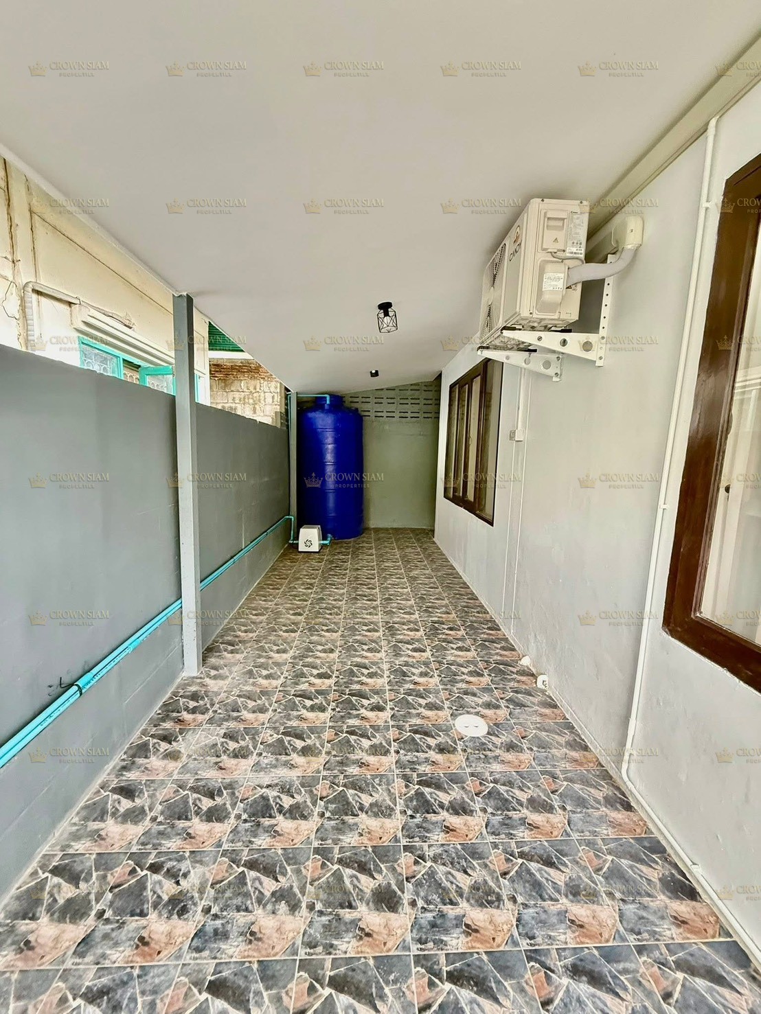芭堤雅东 • Chatkaew 5 Village • 全新翻新3卧独栋住宅 - Image 5