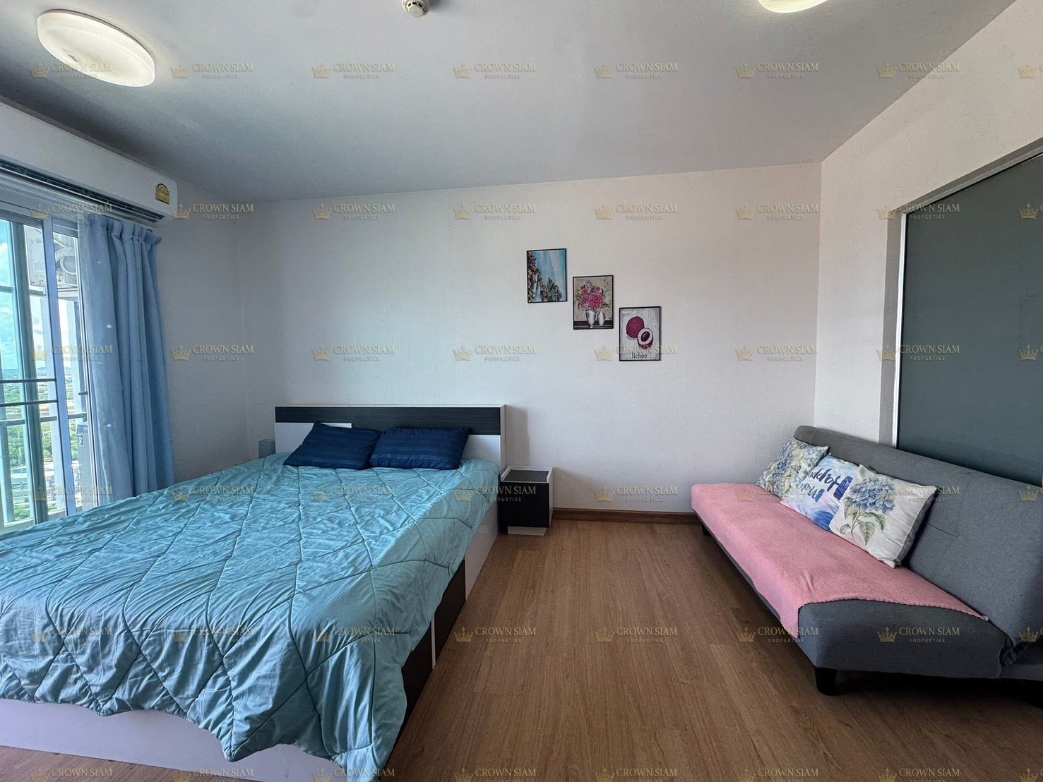 Central Pattaya • Supalai Mare Pattaya • 21F Studio Condo - Image 4