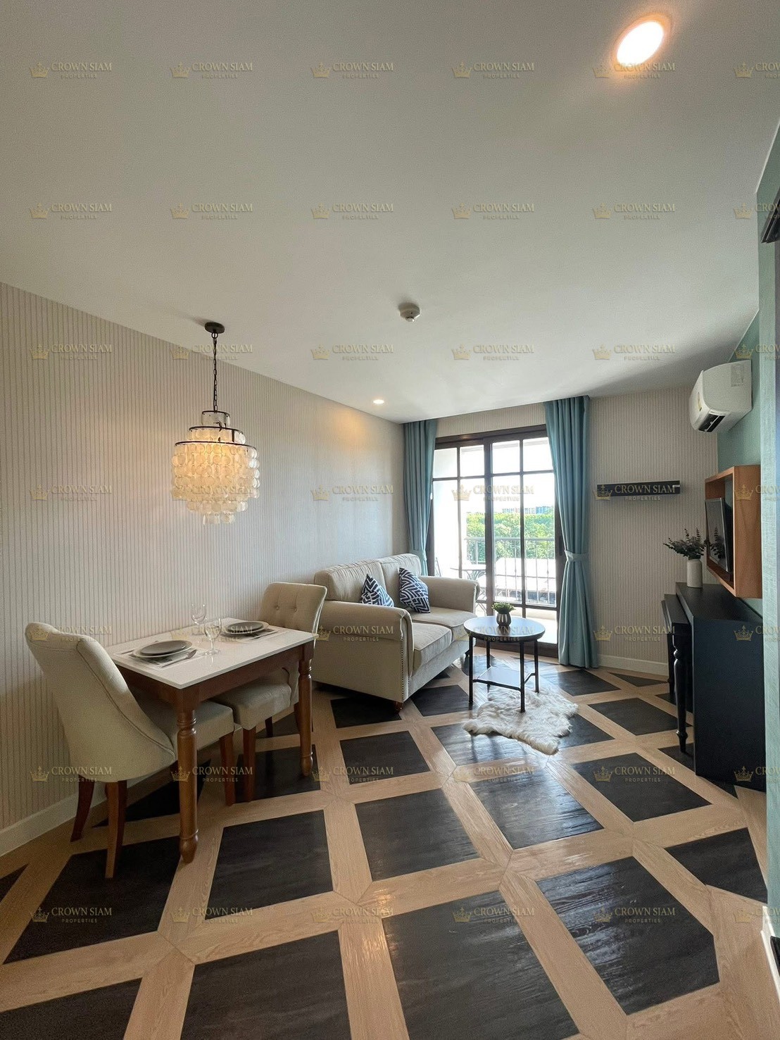 Jomtien • Espana Condo Resort Pattaya • 5F 1BR City View Condo - Image 3