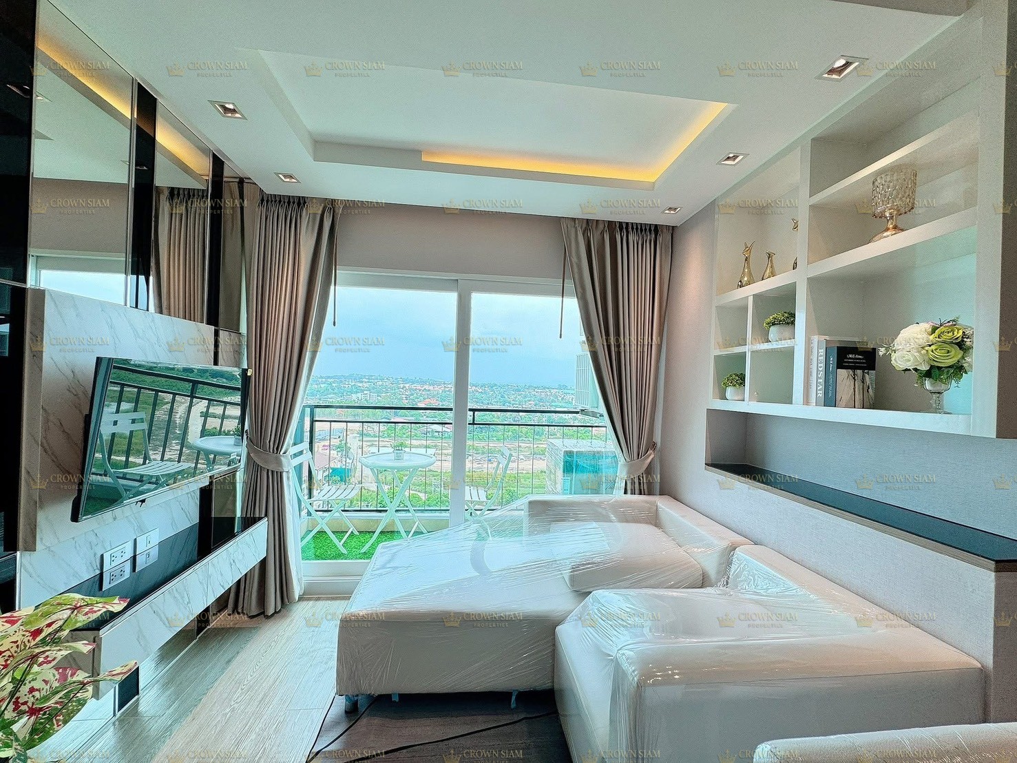 Jomtien • La Santiré Pattaya-Jomtien • 14F 1BR Condo - Image 4