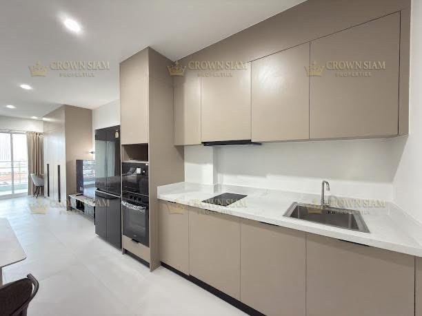 Jomtien • View Talay 5 • 13F Studio Sea View Condo - Image 8