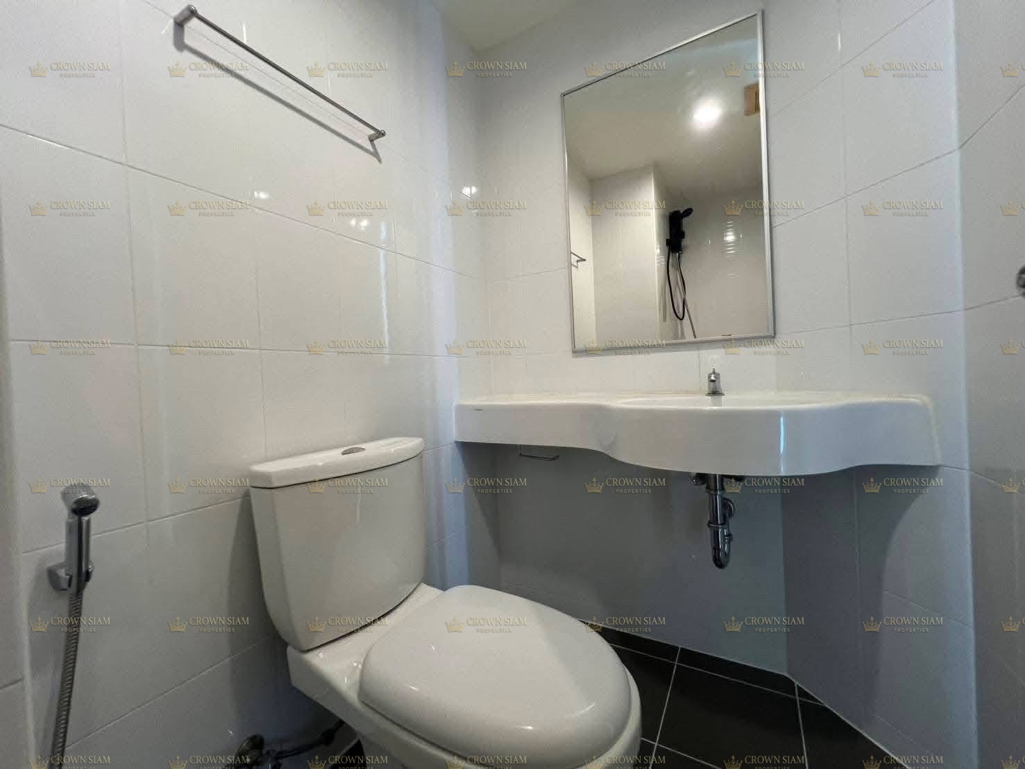 Jomtien • Lumpini Jomtien • 20F 1BR Sea View Condo - Image 8