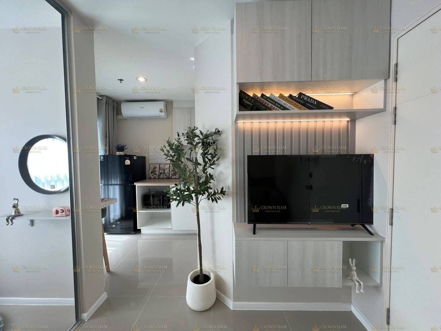 Jomtien • Lumpini Jomtien • 20F 1BR Sea View Condo - Image 5