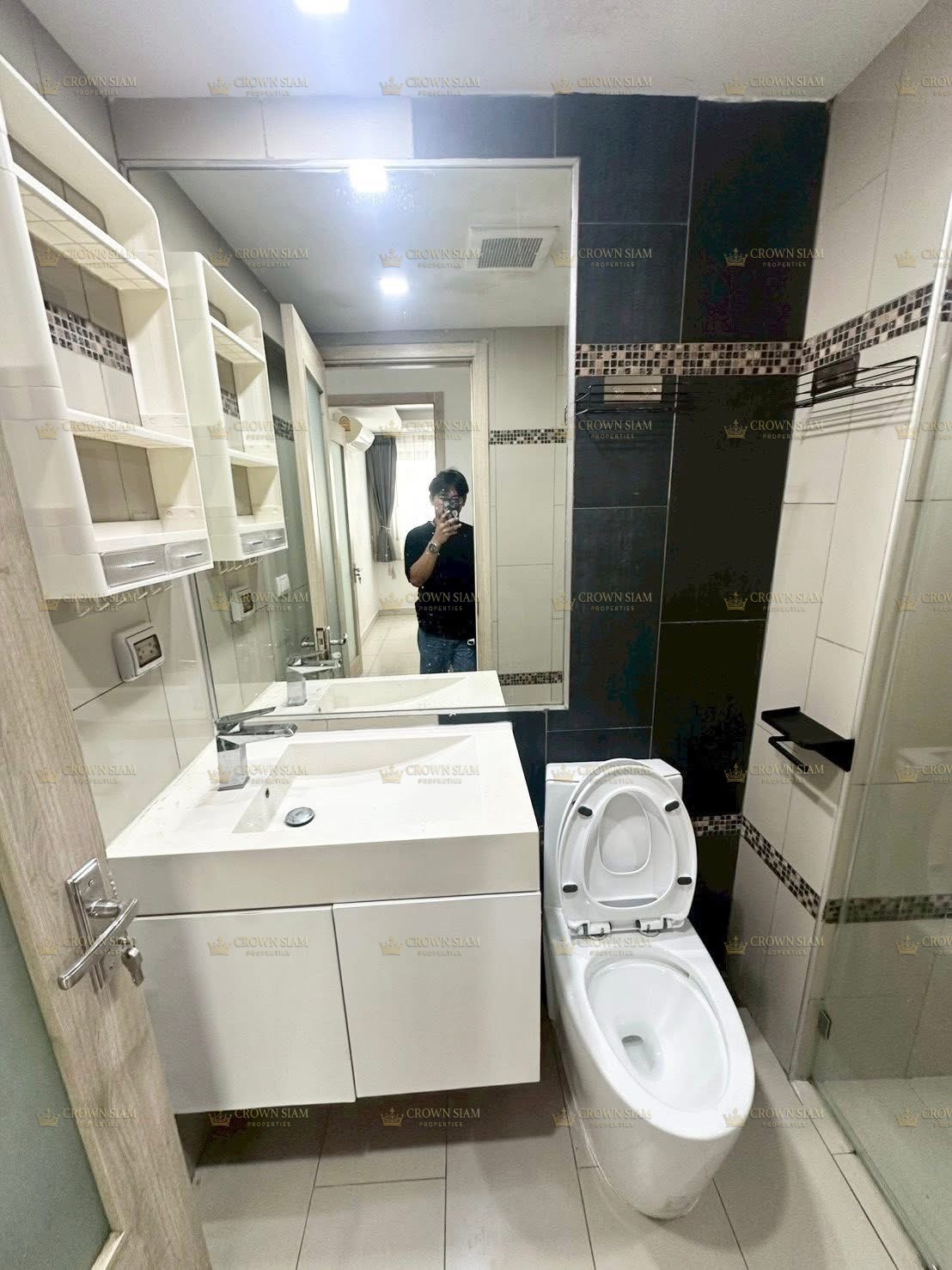 Pratumnak • Water Park Condominium • 4F 1BR Condo - Image 8