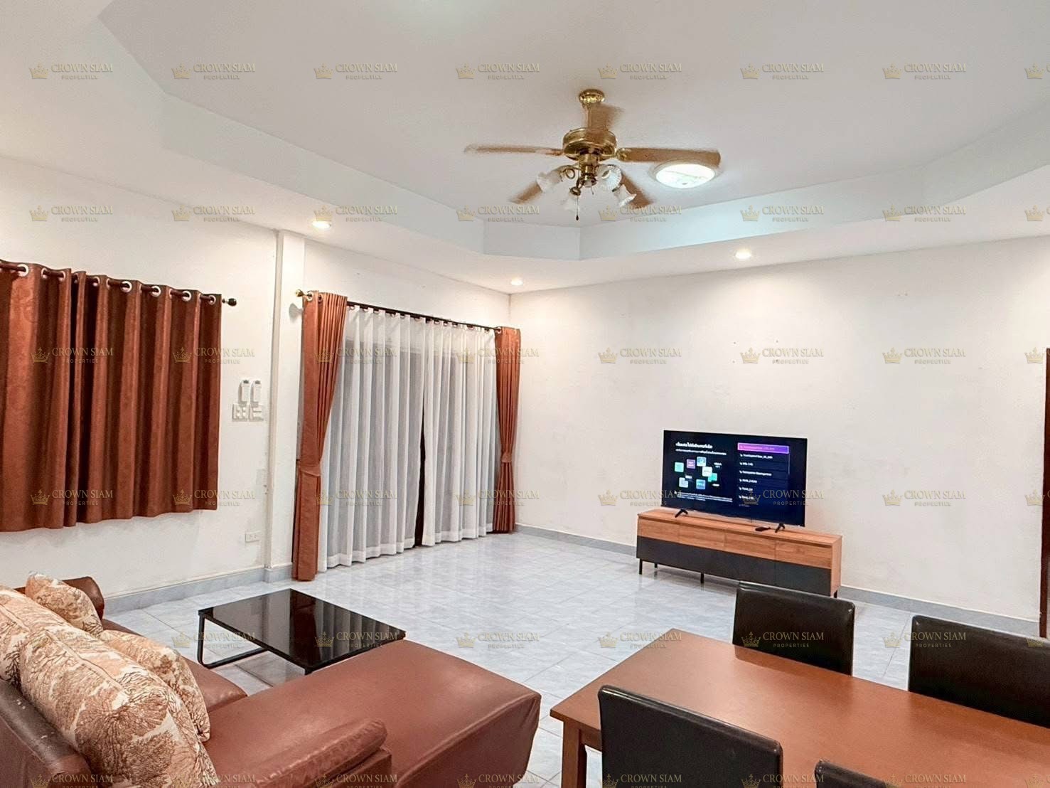 East Pattaya • Eakmongkol 3 • 3BR 2BT Detached House - Image 3