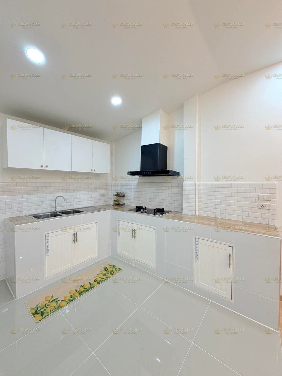 East Pattaya • Chokchai Village 4 • Renovated 2BR Townhouse - Image 9