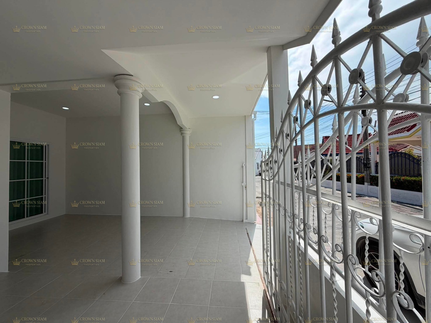 East Pattaya • Chokchai Village 4 • Renovated 2BR Townhouse - Image 4