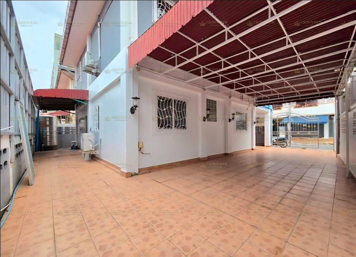 พัทยากลาง • บ้านเดี่ยว • 3 ห้องนอน พร้อมห้องทำงาน - Image 4