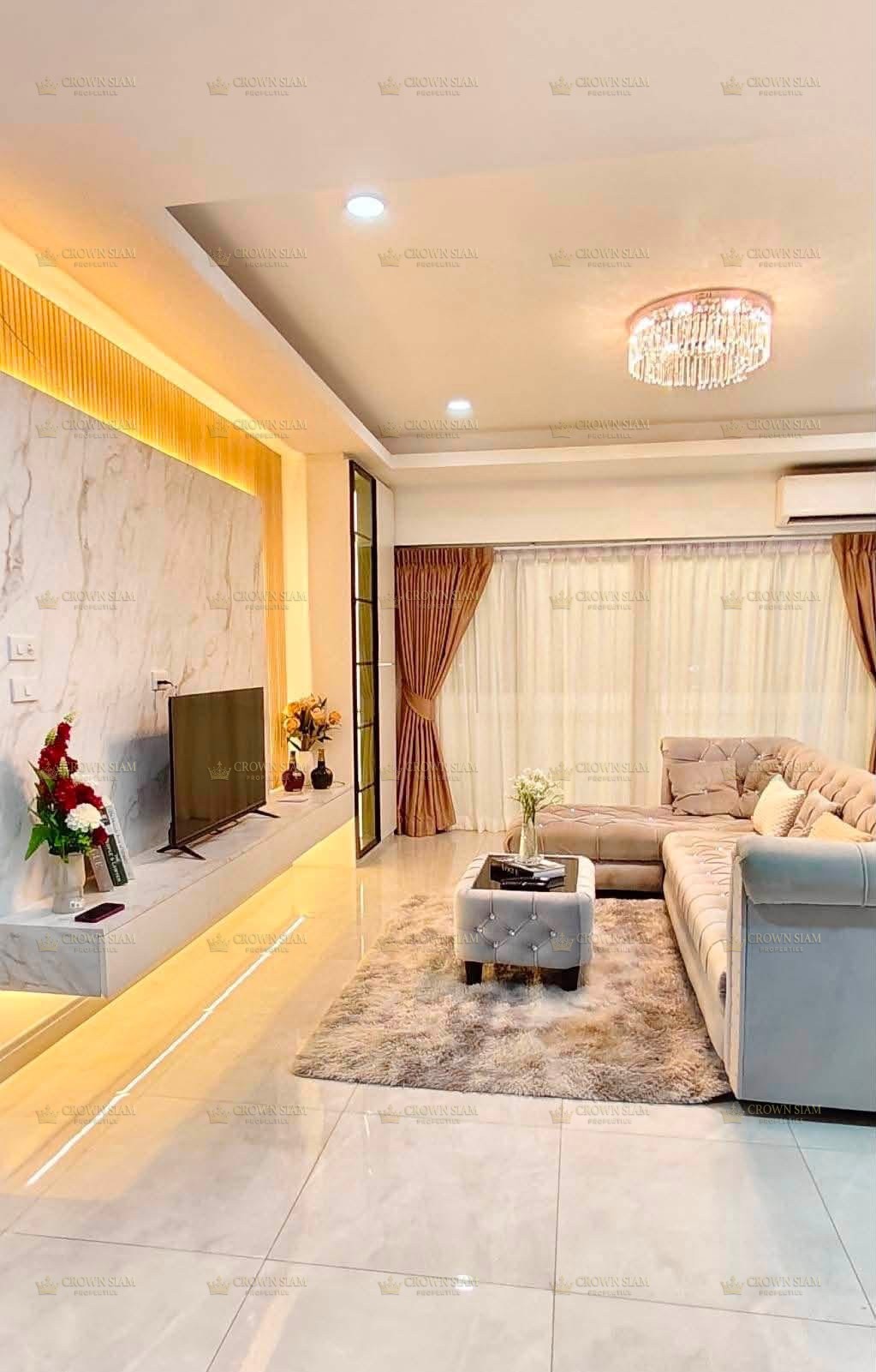 Jomtien • Kheha Thepprasit • 3BR Condominium - Image 3