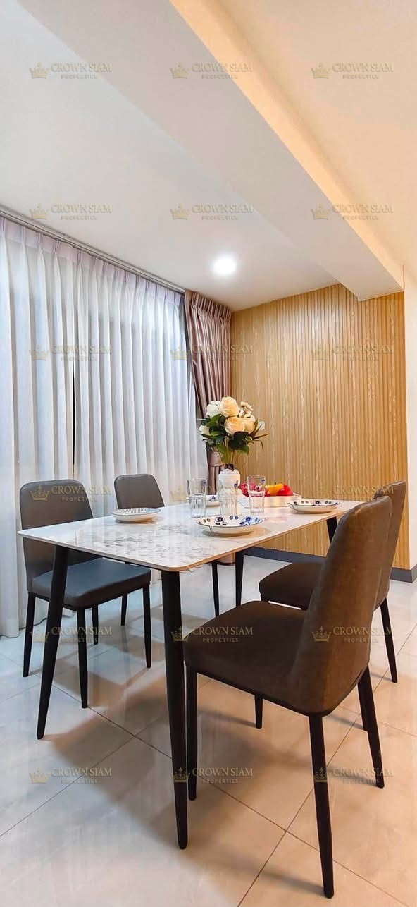 Jomtien • Kheha Thepprasit • 3BR Condominium - Image 5