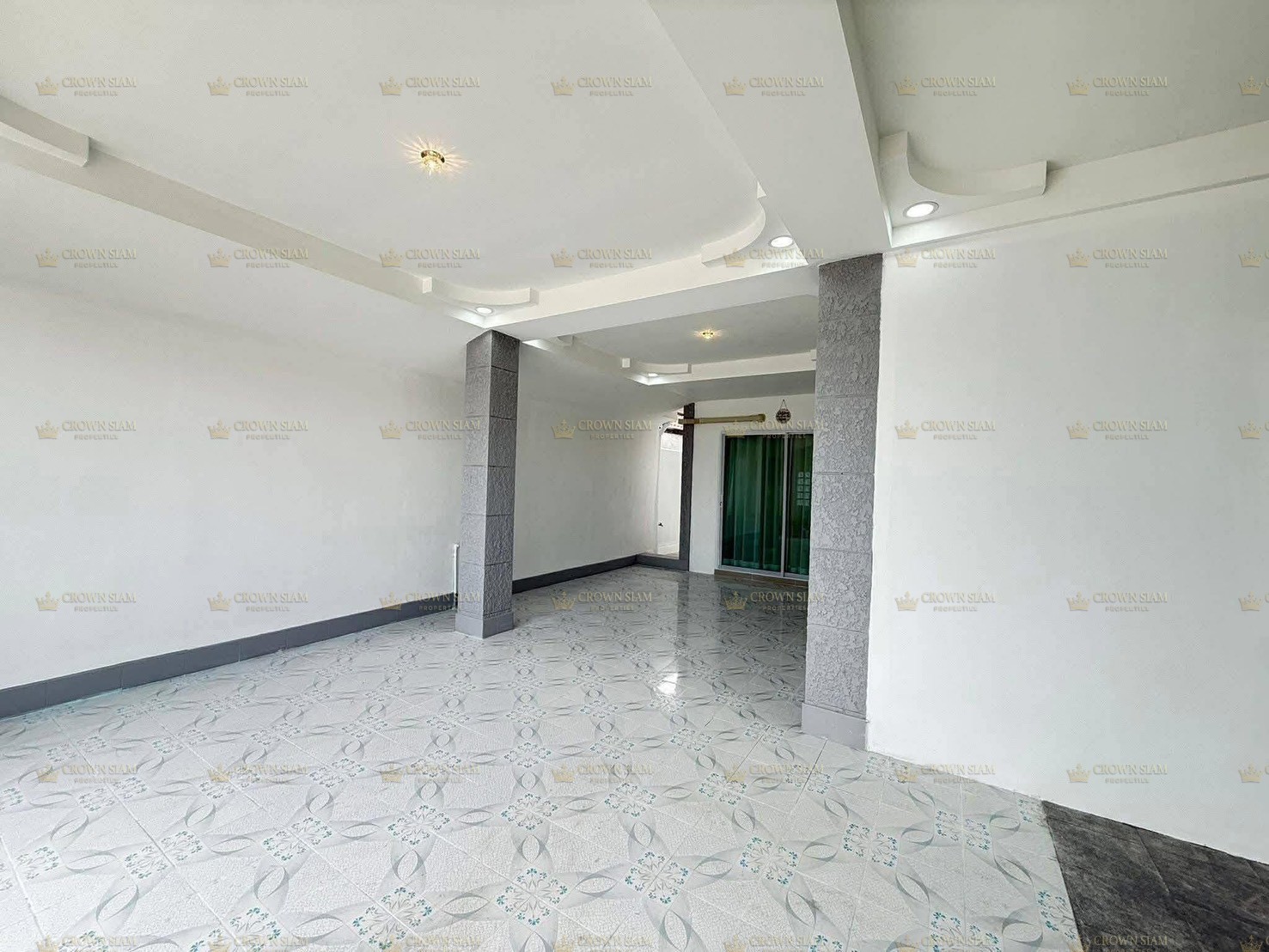 East Pattaya • Pattaya Rungruang Village 15 • 3BR House - Image 4