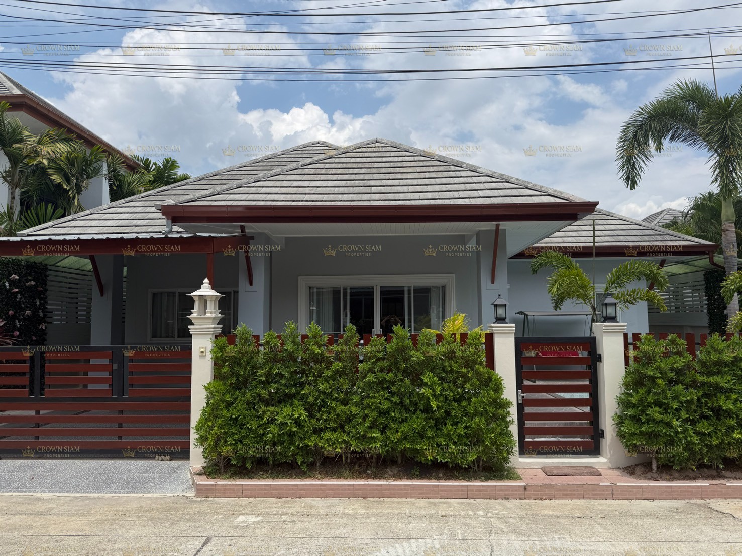 พัทยาตะวันออก • ดุสิต พัทยา วิว 4 • วิลล่า 3 ห้องนอน 2 ห้องน้ำ