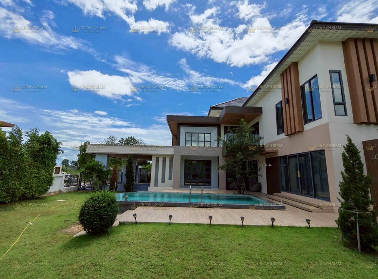 Mabprachan • Luxury Pool Villa • 5BR Private Residence - Image 3
