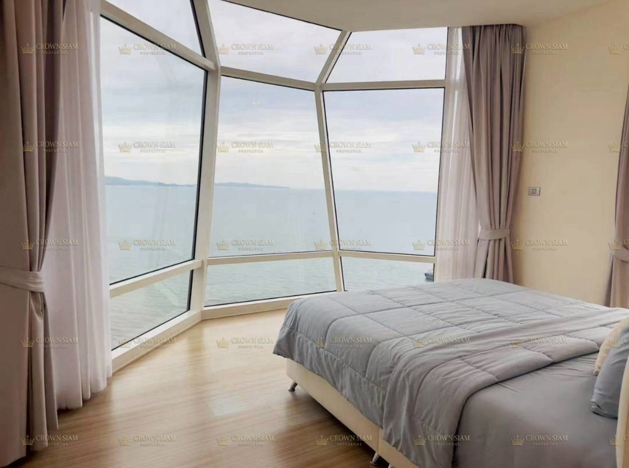 Jomtien • Reflection Jomtien Beach • 3BR Sea View Condo - Image 10