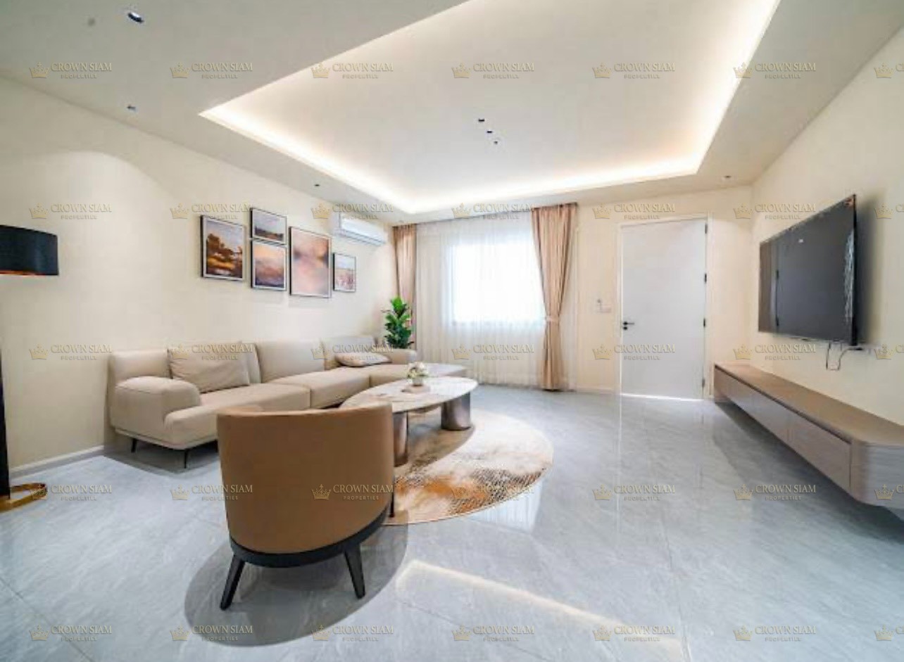 Central Pattaya • Luxury Brand-New Pool Villa • 6BR Pool Villa - Image 5
