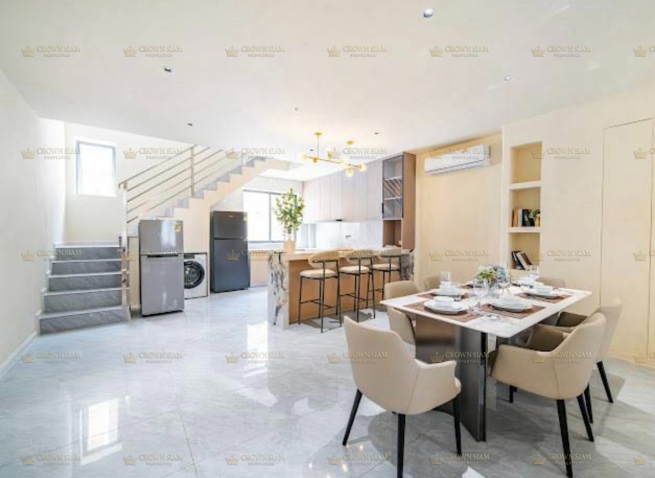 Central Pattaya • Luxury Brand-New Pool Villa • 6BR Pool Villa - Image 7