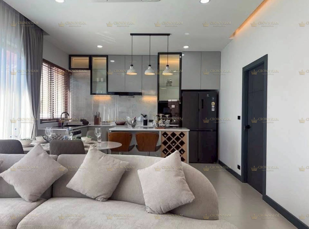 พัทยากลาง • พูลวิลล่า 3 ห้องนอน 4 ห้องน้ำ - Image 10