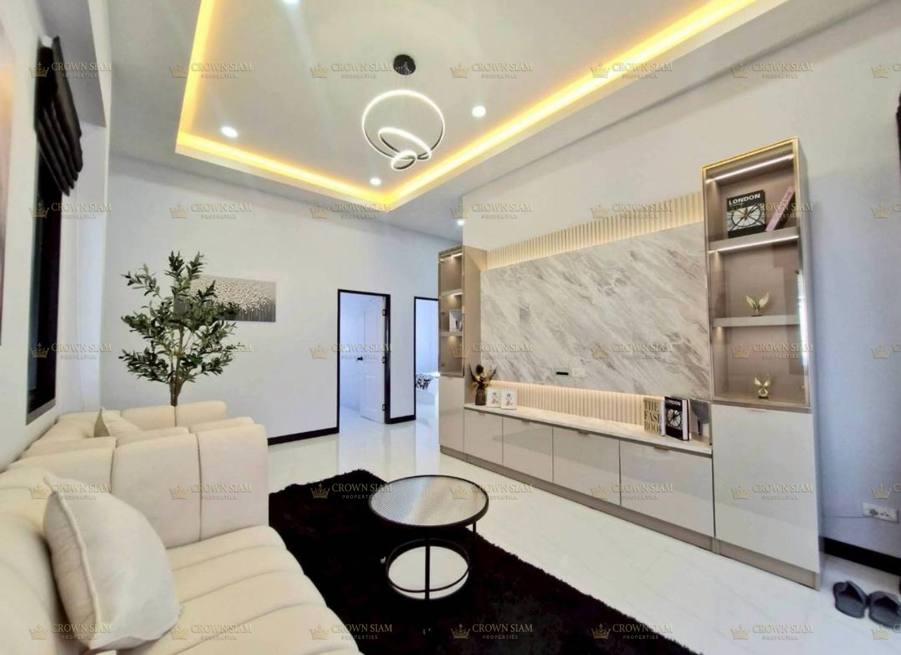 East Pattaya • Soi Thung Klom Tan Man • 3BR House - Image 8
