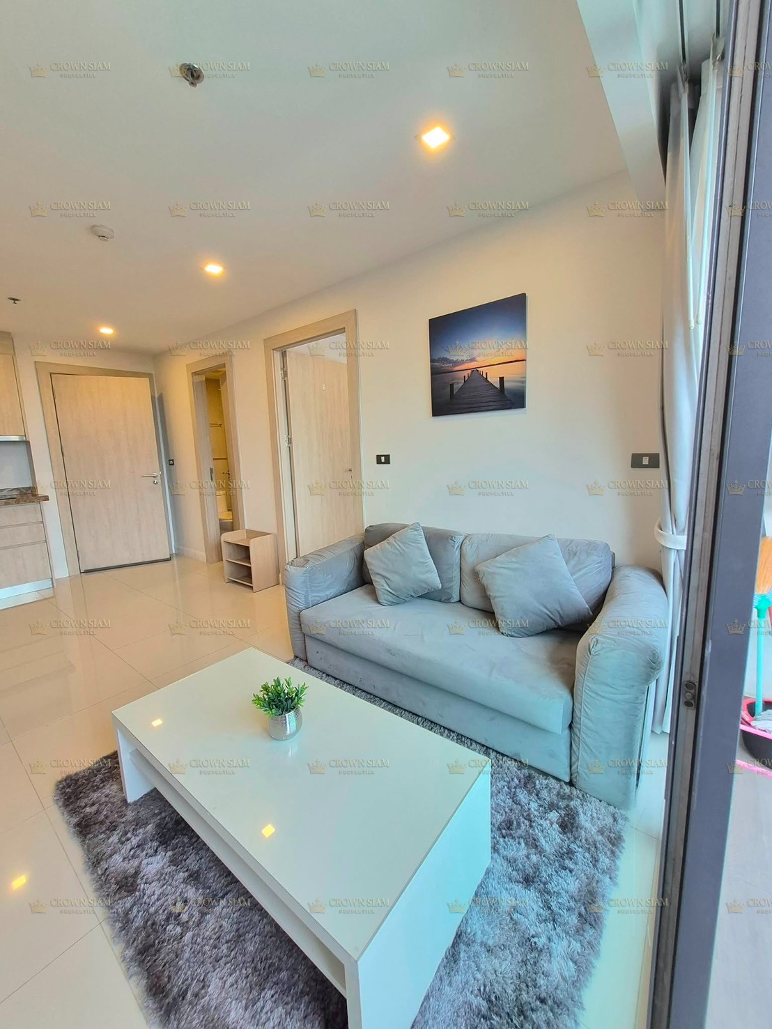 Pratumnak • The Jewel Condominium • 1BR Condominium - Image 4