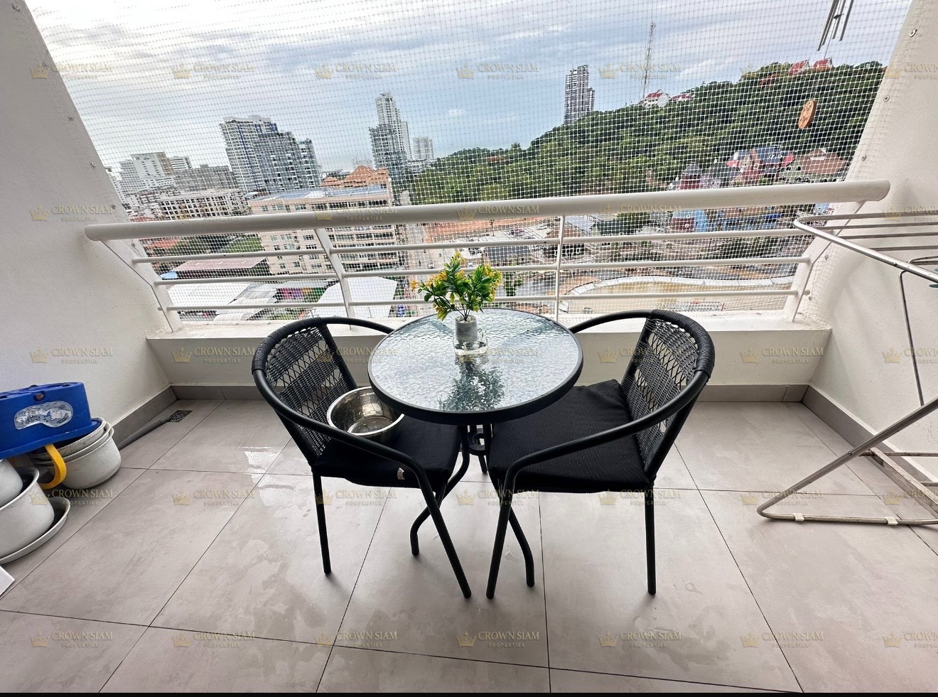 พระตำหนัก • Pattaya Hill Resort • สตูดิโอวิวทะเล ชั้น 10 - Image 10