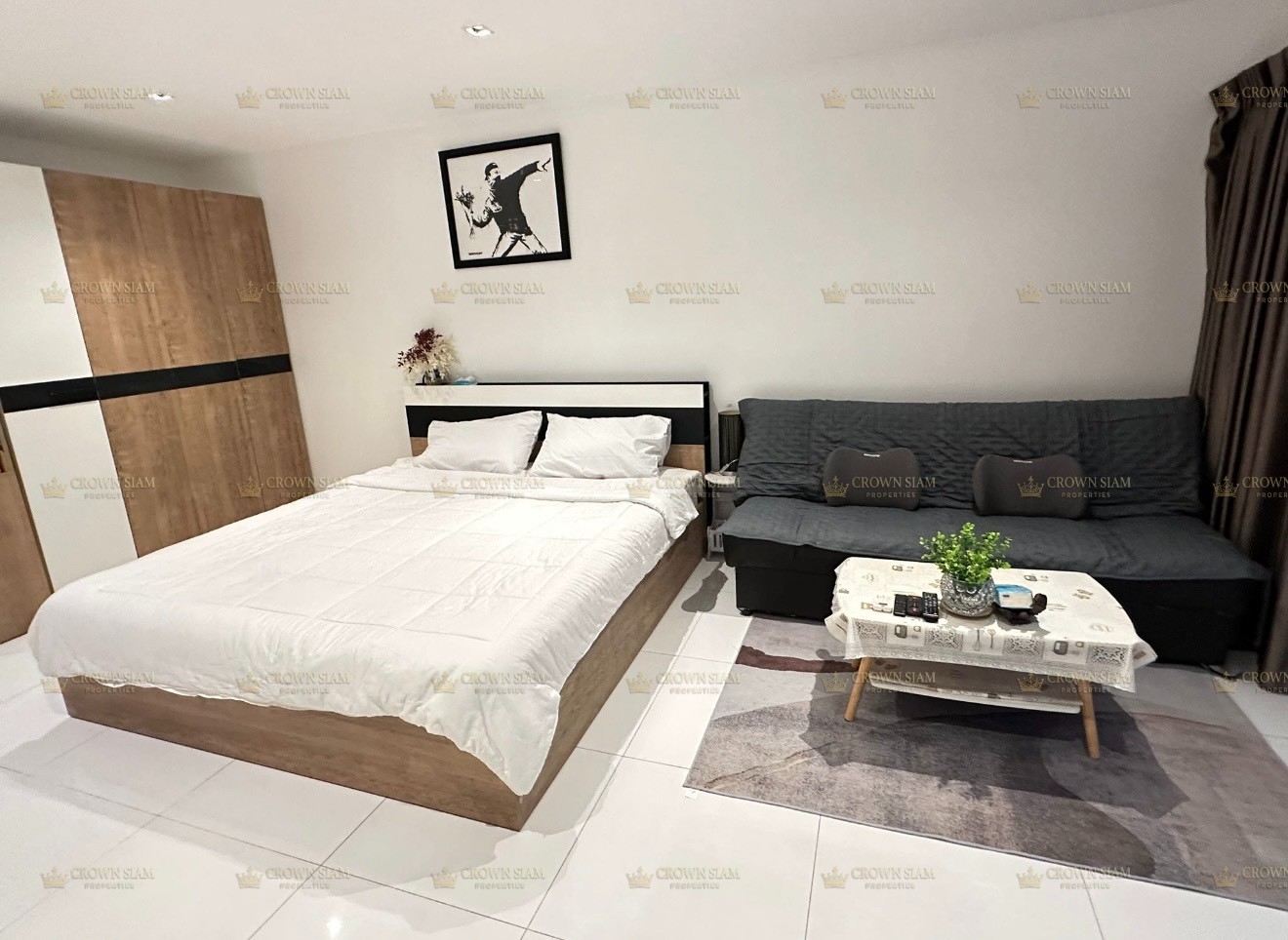 พระตำหนัก • Pattaya Hill Resort • สตูดิโอวิวทะเล ชั้น 10 - Image 4