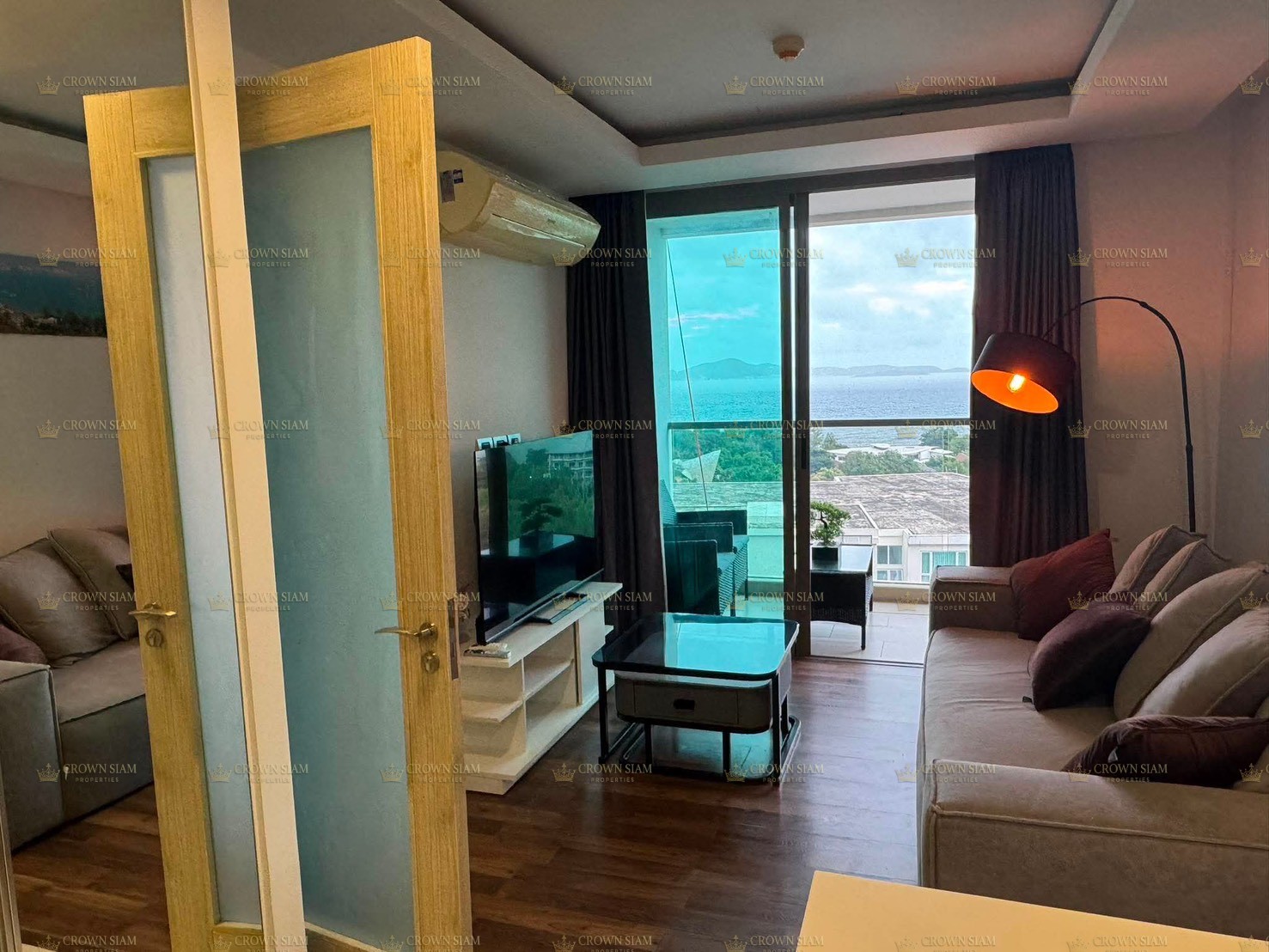 พระตำหนัก • The Peak Towers • คอนโด 1 ห้องนอน - Image 3