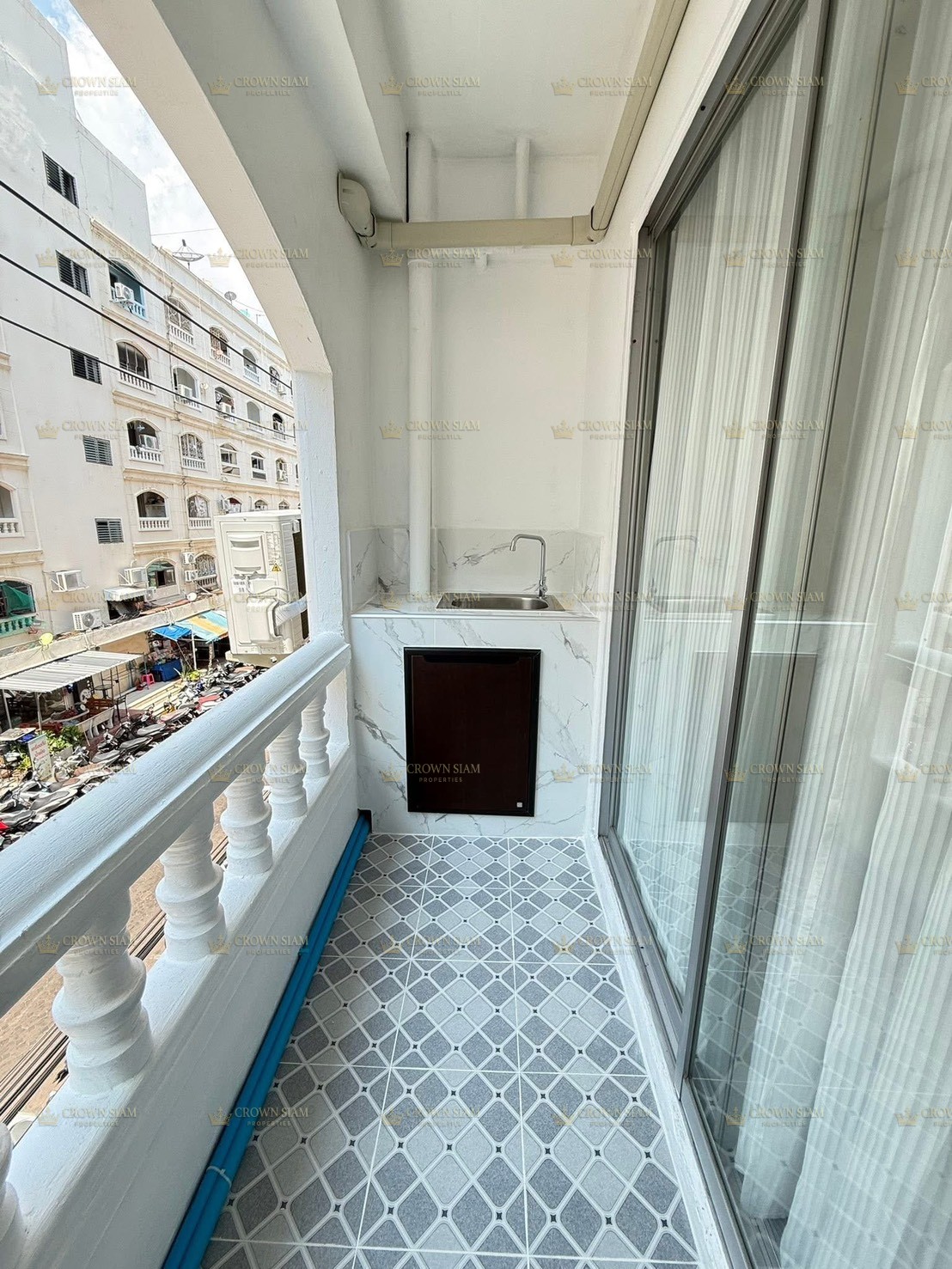 พัทยากลาง • นิรันดร์ พัทยากลาง • ชั้น 3 สตูดิโอ - Image 10